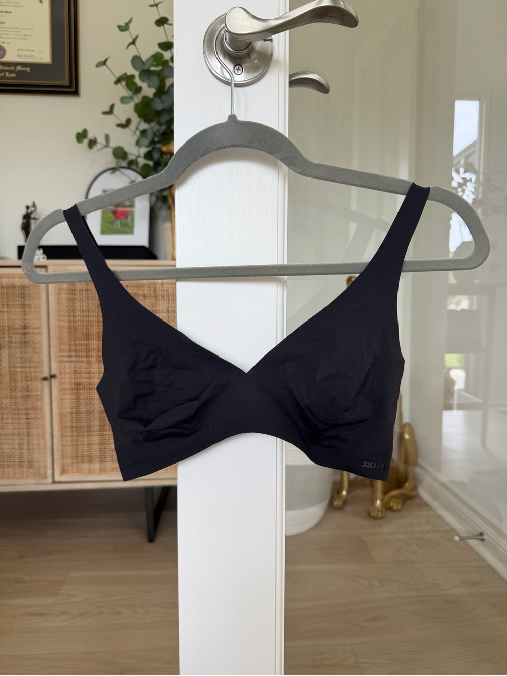 Skims Seamless Black Triangle Bralette - small